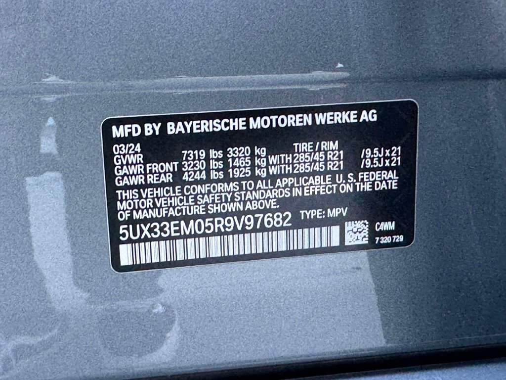 Certified 2024 BMW X7 M60i w/ Climate Comfort Package AWD/4WD image 28