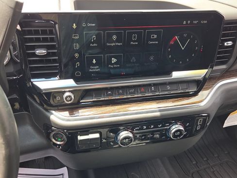 Used 2024 GMC Sierra 1500 Elevation w/ X31 Off-Road Package AWD/4WD image 29