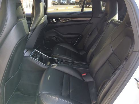 Used 2018 Porsche Panamera 4S w/ Premium Package Plus image 20