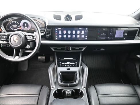 Certified 2025 Porsche Cayenne E-Hybrid Coupe w/ Premium Package Plus image 6