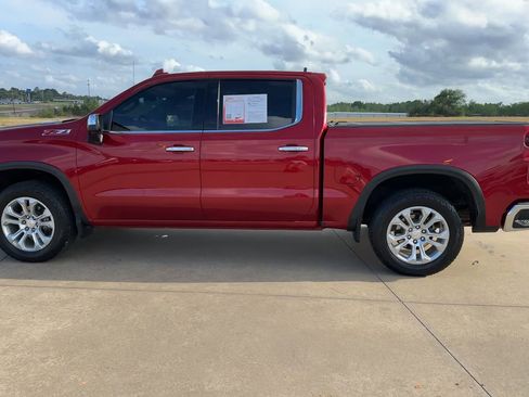 Used 2025 Chevrolet Silverado 1500 LTZ w/ LTZ Premium Package image 6