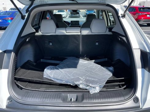 Used 2026 Honda HR-V LX image 41