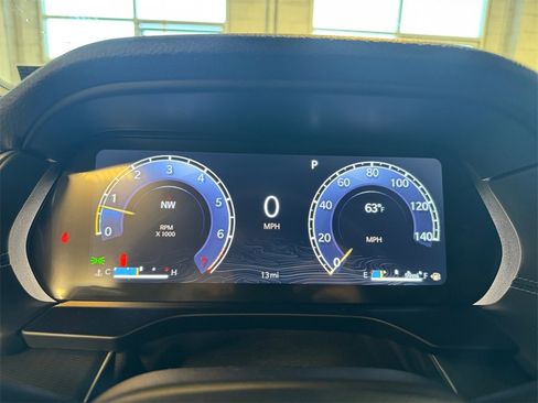 New 2025 Jeep Grand Cherokee 4WD image 16