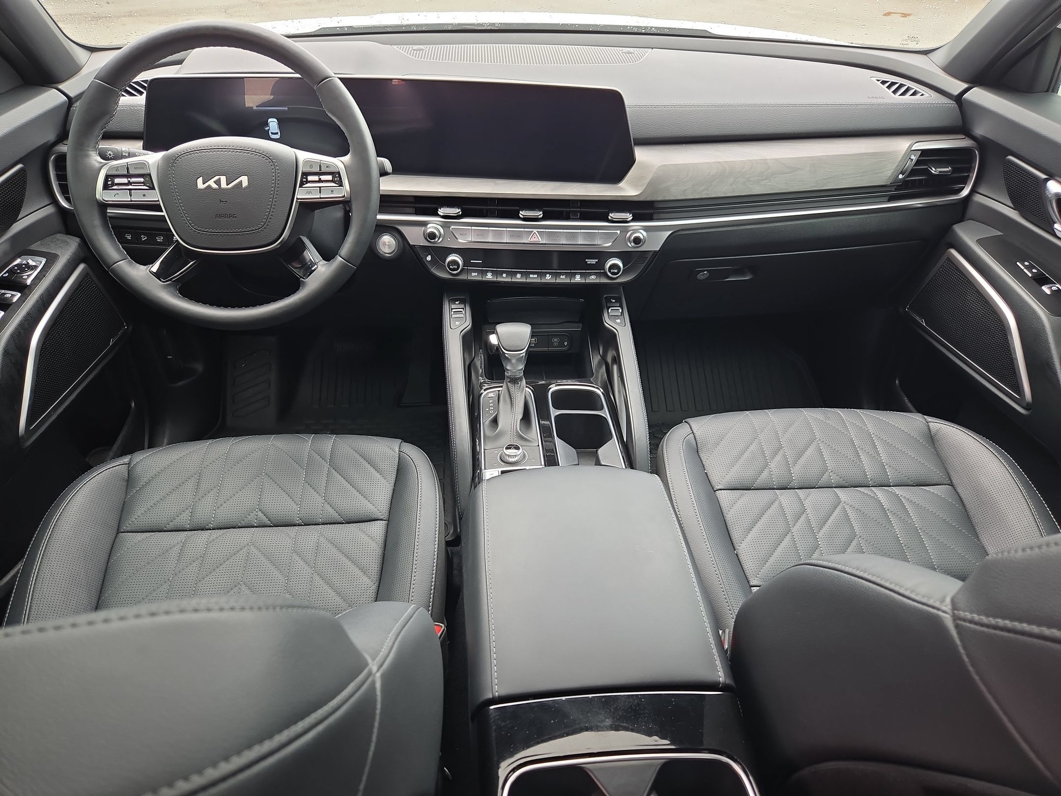 Used 2025 Kia Telluride EX X-Line AWD/4WD image 10