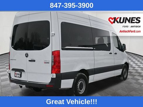 Used 2024 Mercedes-Benz Sprinter 2500 image 4