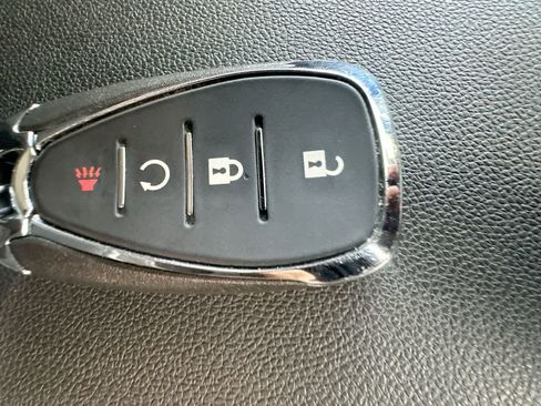 Used 2025 Chevrolet TrailBlazer LT AWD/4WD image 28