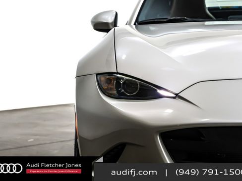 Used 2022 MAZDA MX-5 Miata RF Grand Touring w/ Weather Package image 6