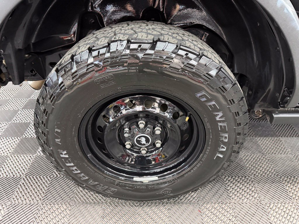 Used 2023 Ford Bronco Black Diamond AWD/4WD image 19