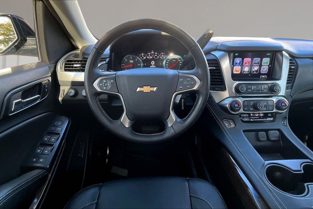 Used 2017 Chevrolet Suburban LT AWD/4WD image 8