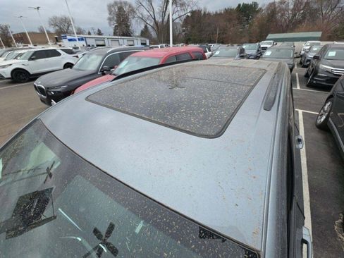 Used 2023 Cadillac XT6 Sport w/ Technology Package image 10