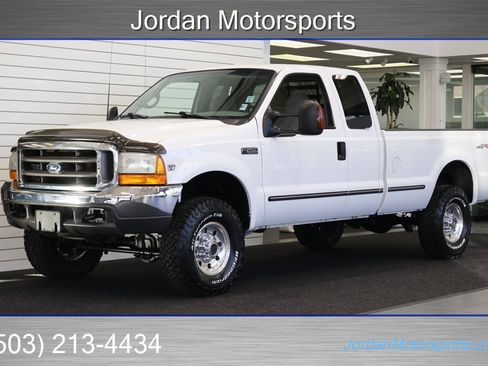 Used 1999 Ford F250 XLT image 3