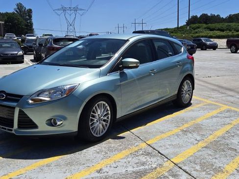 Used 2012 Ford Focus SEL FWD image 1