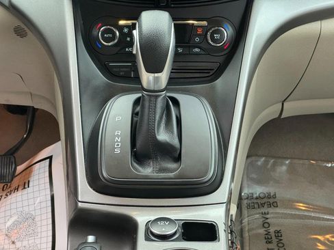 Used 2016 Ford Escape SE w/ Equipment Group 201A image 17