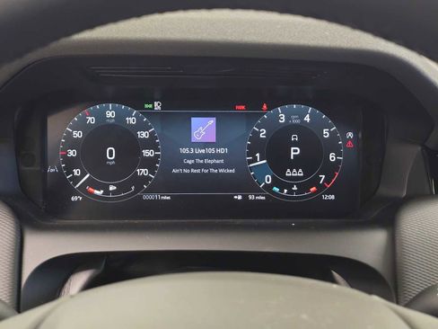 New 2025 Land Rover Discovery Sport Dynamic SE image 26