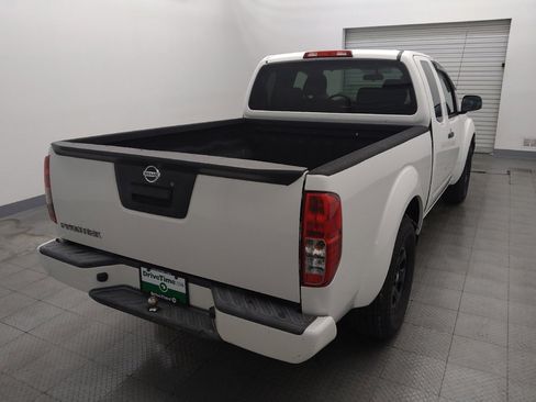 Used 2021 Nissan Frontier S RWD image 7
