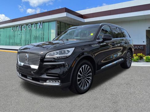Used 2023 Lincoln Aviator Reserve w/ Equipment Group 201A AWD/4WD image 9