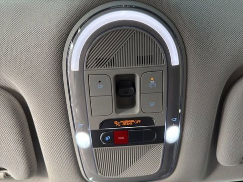 Used 2023 Hyundai Ioniq 5 Limited w/ Cargo Package image 19