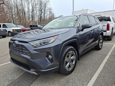 Used 2020 Toyota RAV4 Limited w/ Carpet Mat Package image 2