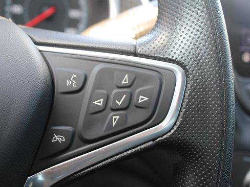 Used 2022 Chevrolet Malibu LT image 21