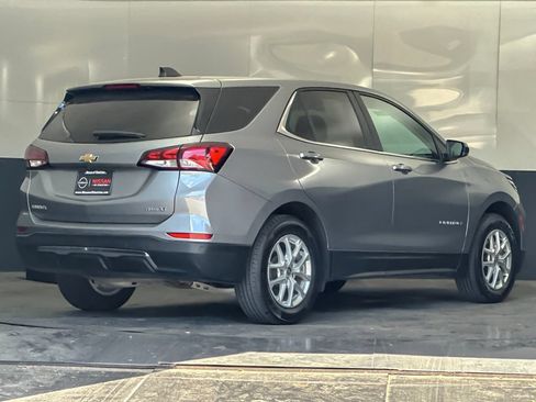 Used 2024 Chevrolet Equinox LT AWD/4WD image 3