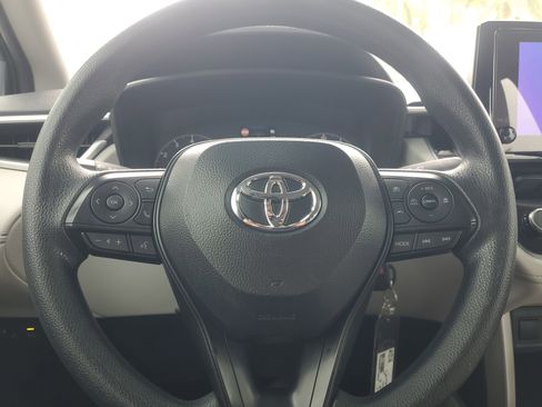 Certified 2025 Toyota Corolla Cross L FWD image 20