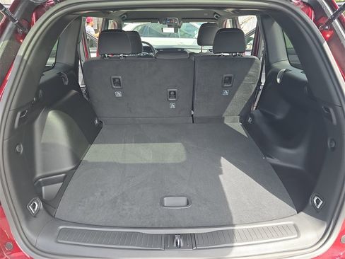 New 2025 Jeep Grand Cherokee Laredo image 14