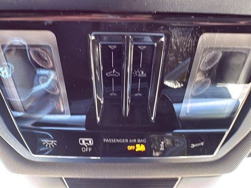 New 2026 Volkswagen Tiguan SE R-Line FWD image 23
