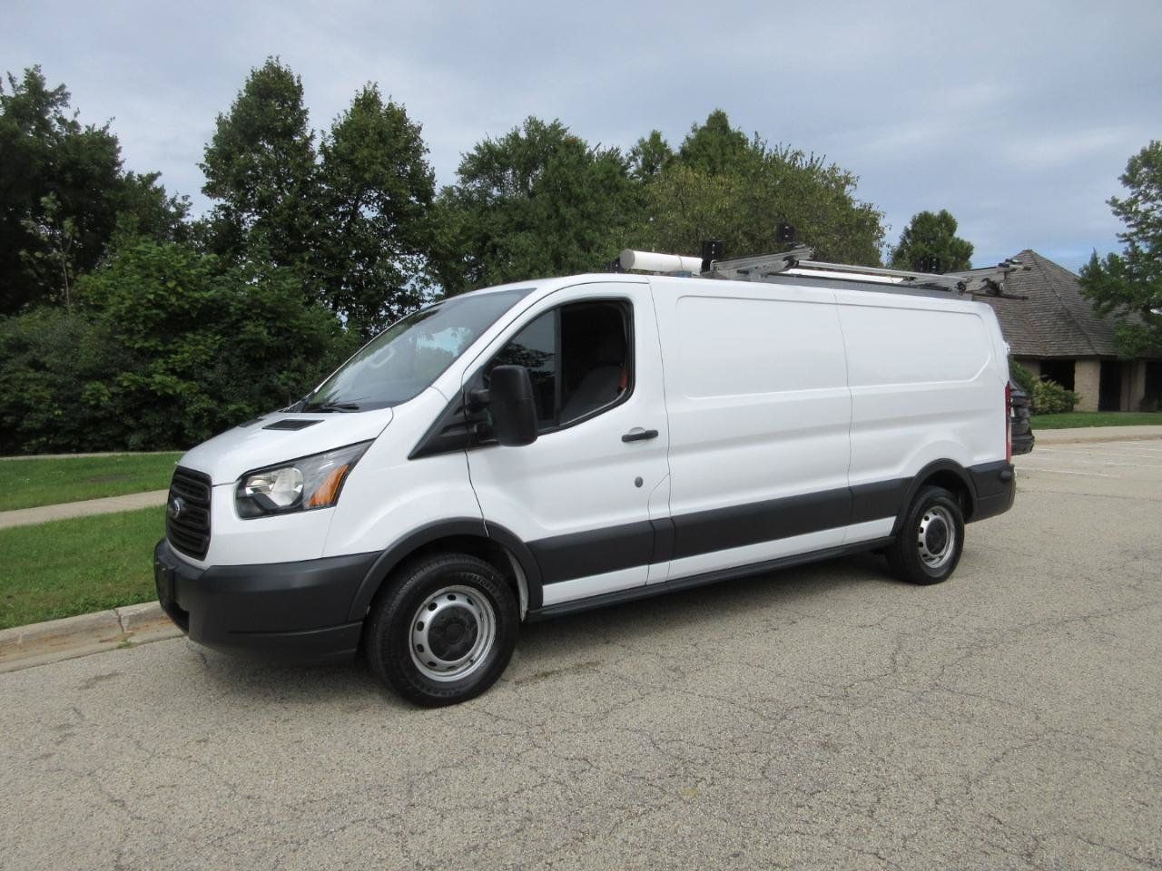 Used 2018 Ford Transit 150 148 Low Roof RWD image 28