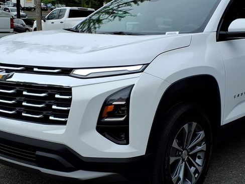 New 2027 Chevrolet Equinox LT w/ Convenience Package II FWD image 27