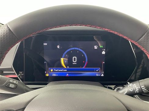 New 2026 Chevrolet Trax RS w/ Sunroof Package image 4