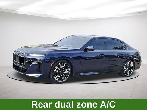 Used 2026 BMW 760i xDrive w/ Executive Package AWD/4WD image 3