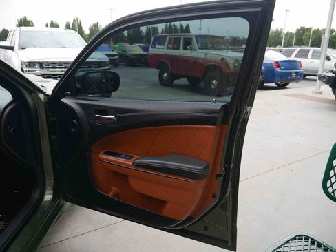 Used 2022 Dodge Charger SRT Hellcat w/ SRT Black Package image 26