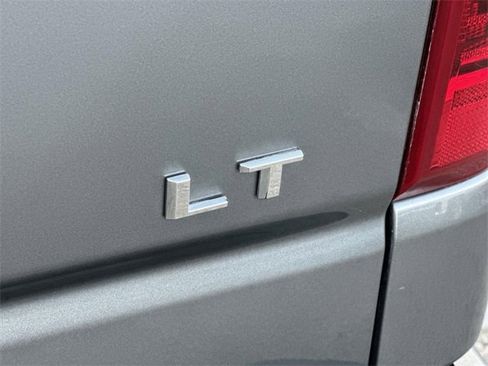 Used 2021 Chevrolet Silverado 1500 LT image 30