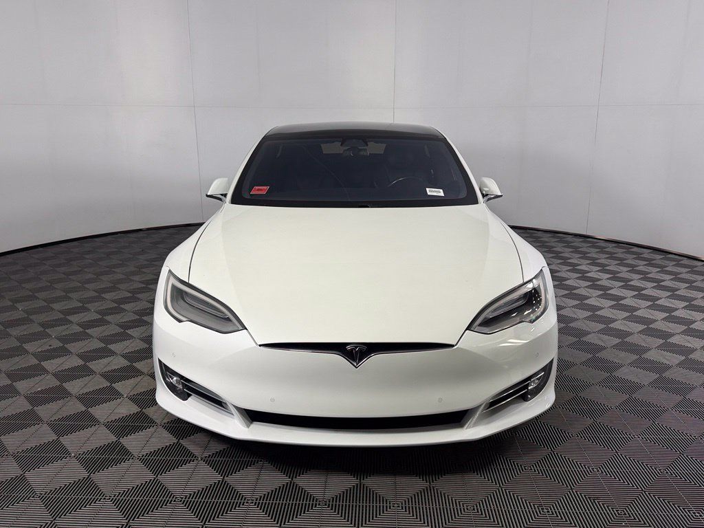 Used 2020 Tesla Model S Long Range AWD/4WD image 2