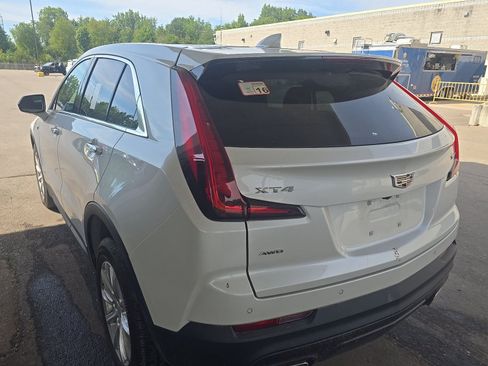 Used 2023 Cadillac XT4 Luxury AWD/4WD image 3