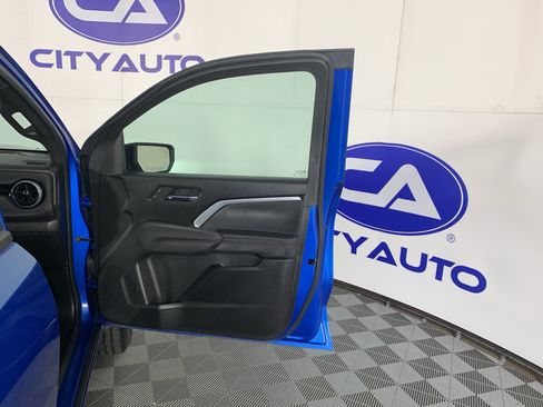 Used 2023 Chevrolet Colorado Z71 w/ Z71 Convenience Package 2 AWD/4WD image 39