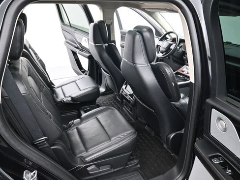 Used 2023 Lincoln Aviator Reserve w/ Equipment Group 201A image 38