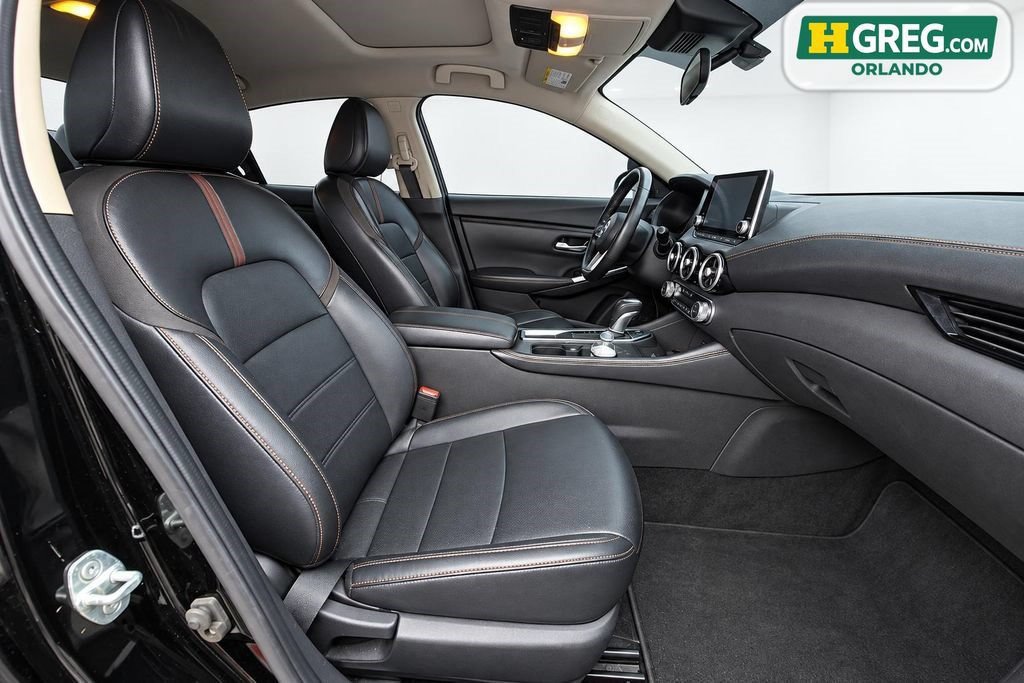 Used 2022 Nissan Sentra SR w/ SR Premium Package FWD image 16