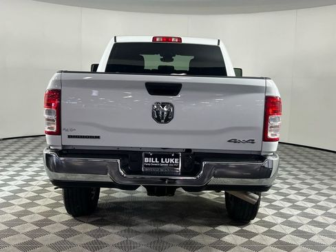 Used 2024 RAM 2500 Big Horn w/ Bed Utility Group image 9