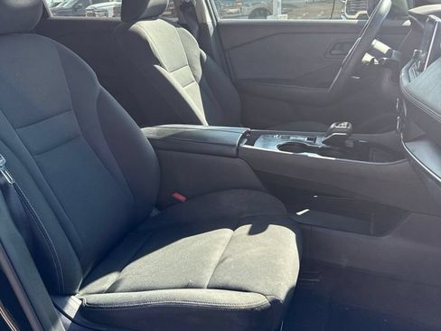 Used 2023 Nissan Rogue S FWD image 19