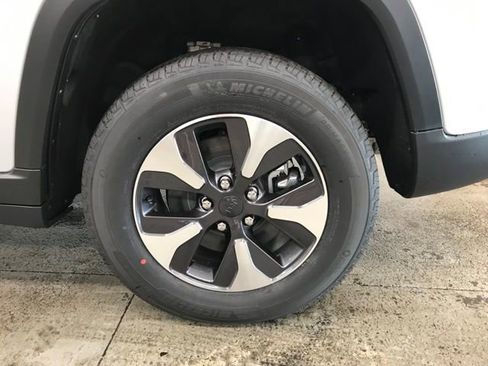 New 2025 Jeep Grand Cherokee Limited 4xe w/ Luxury Tech Group II image 42