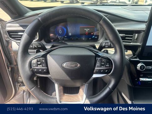 Used 2021 Ford Explorer Platinum w/ Equipment Group 601A AWD/4WD image 15