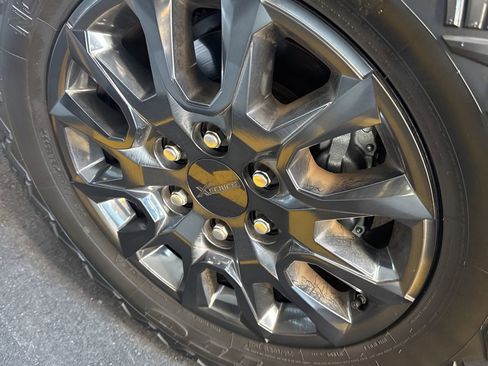 Used 2024 Toyota Tacoma SR image 13