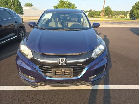 Used 2017 Honda HR-V EX image 6