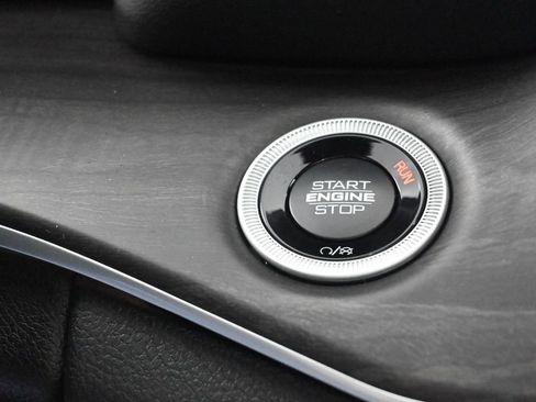 New 2025 Jeep Grand Cherokee Limited w/ Trailer Tow Package image 25