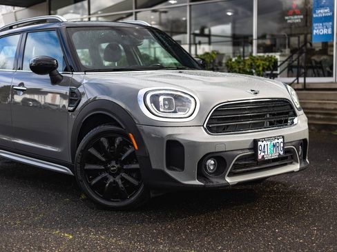 Used 2021 MINI Cooper Countryman image 3