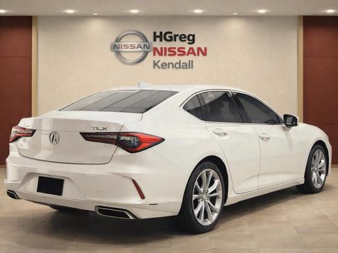 Used 2022 Acura TLX FWD image 4