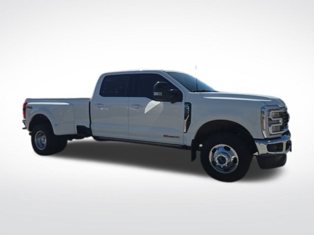 Certified 2025 Ford F350 Lariat w/ Lariat Ultimate Package AWD/4WD image 1