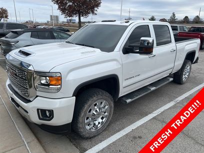 Used 2019 GMC Sierra 2500 Denali w/ Duramax Plus Package