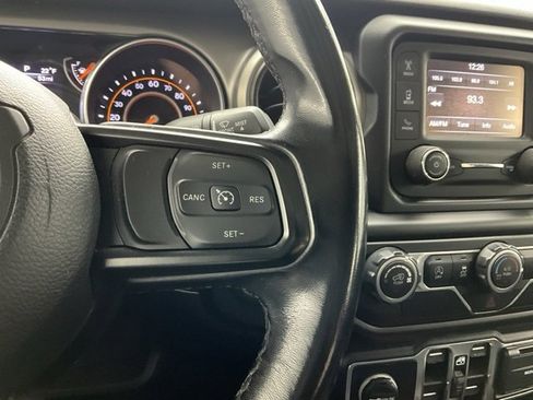 Used 2020 Jeep Gladiator Sport w/ Quick Order Package 24S image 18